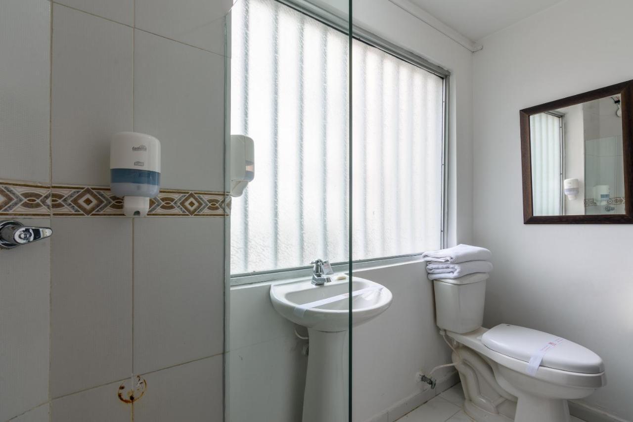 Like Home Hotel Boutique Medellin Bagian luar foto