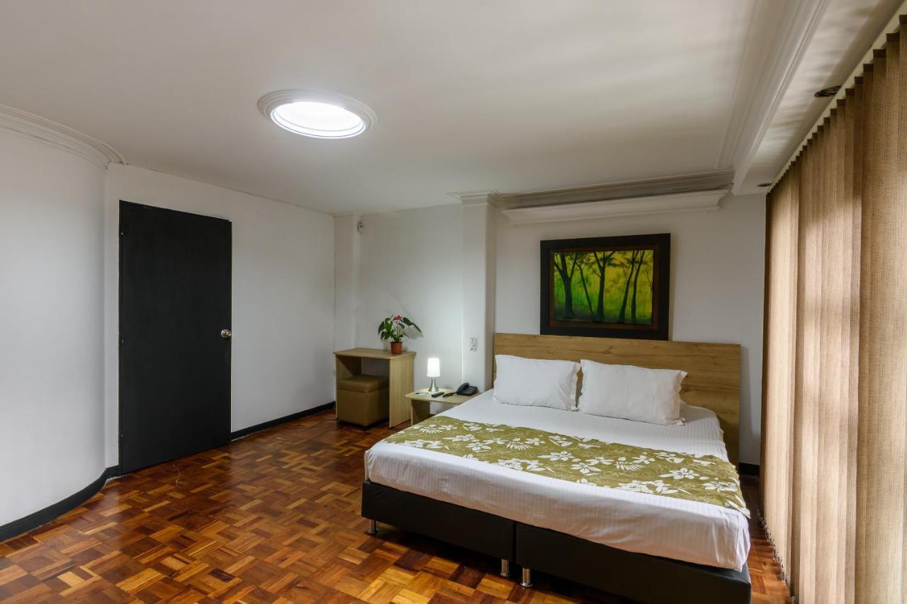 Like Home Hotel Boutique Medellin Bagian luar foto